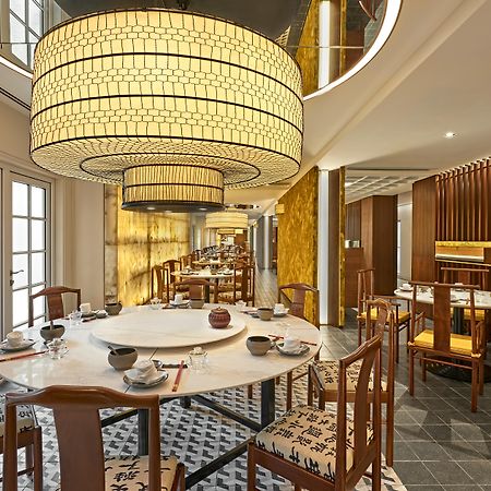 Goodwood Park Hotel  Singapur Exterior foto Interior of the restaurant