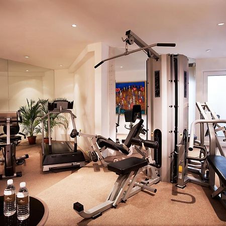 Goodwood Park Hotel  Singapur Exterior foto A home gym