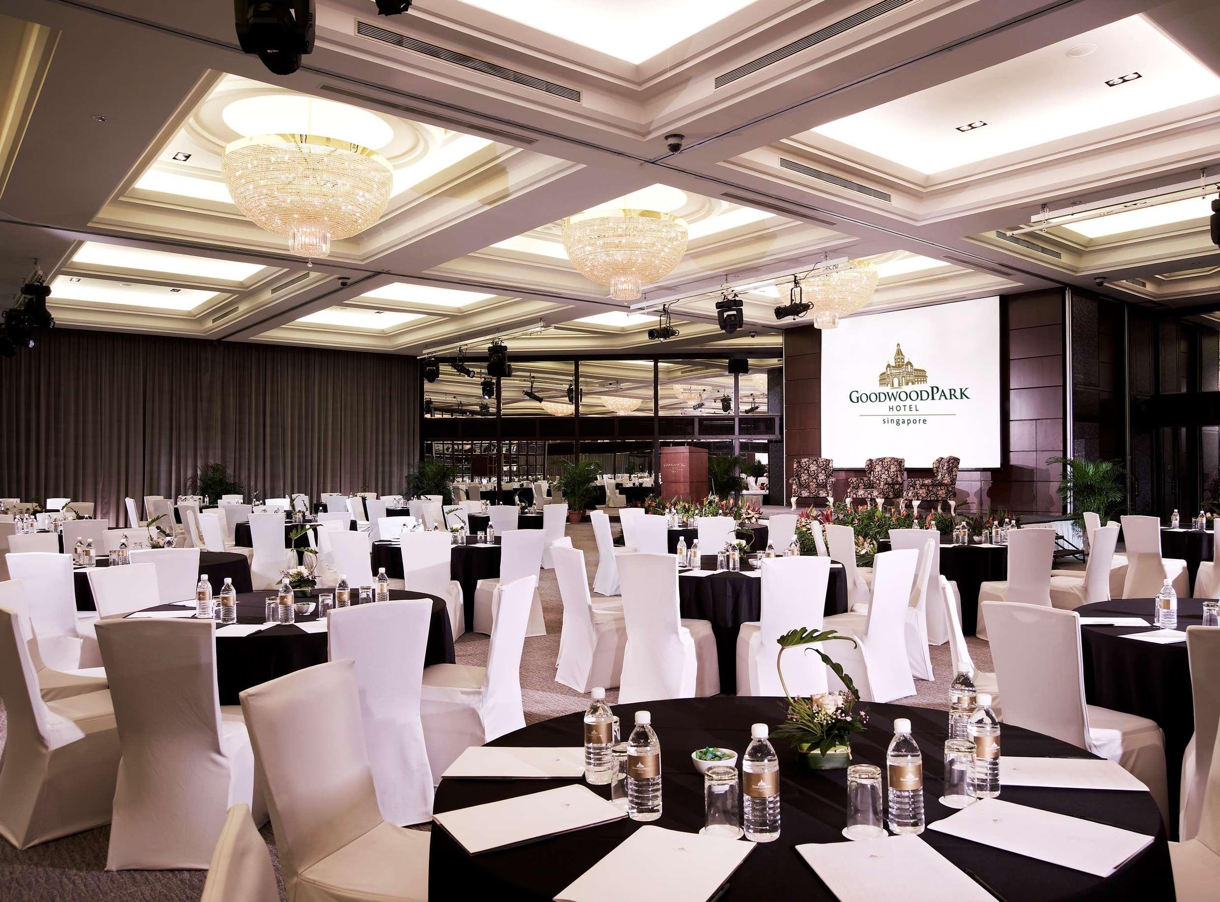 Goodwood Park Hotel  Singapur Einrichtungen foto The ballroom