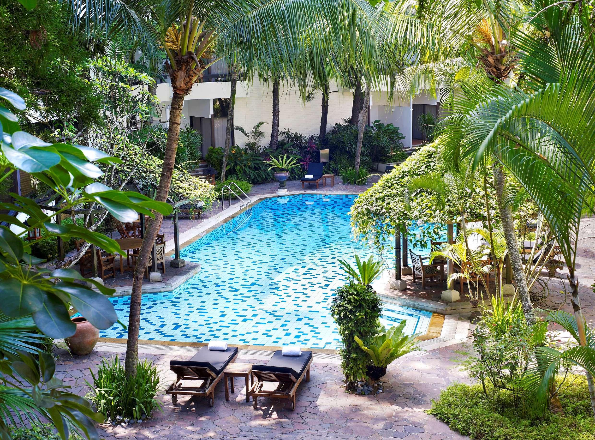 Goodwood Park Hotel  Singapur Einrichtungen foto The swimming pool at the hotel