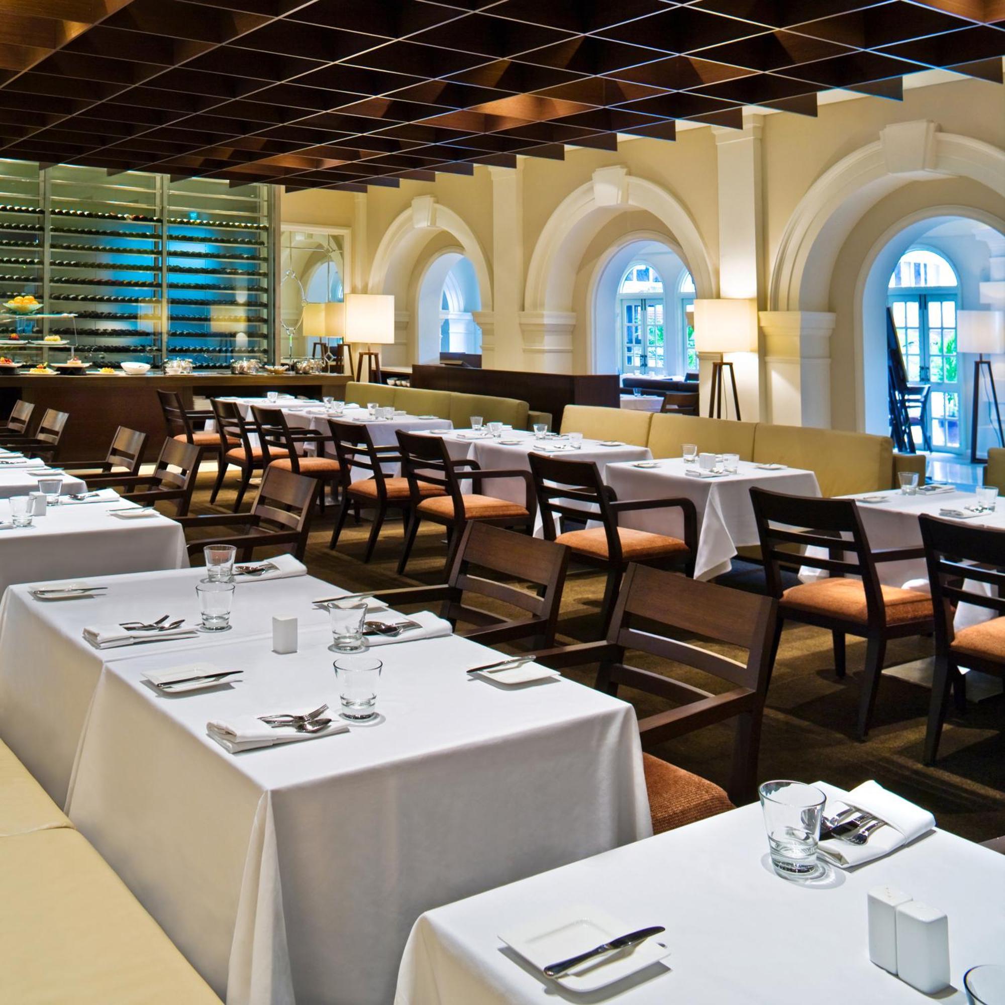 Goodwood Park Hotel  Singapur Exterior foto The interior of the restaurant